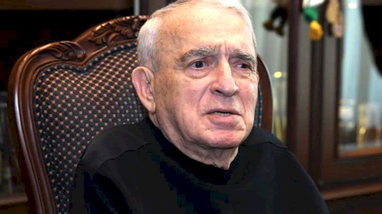    “Sənsiz darıxıram, sənlə tənhayam...”   