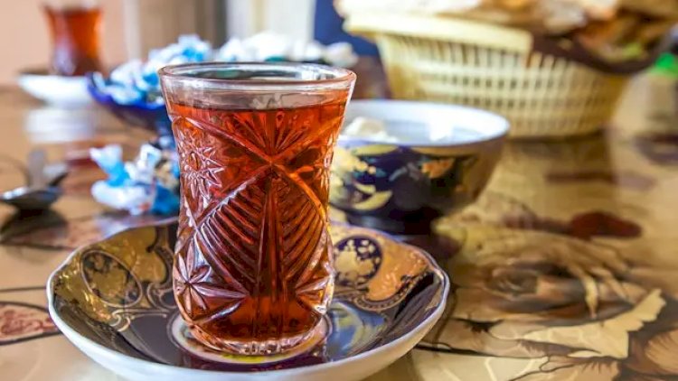    Çayxorlara pis xəbər: Çayı bununla içirsinizsə...   