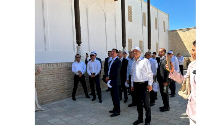    Azərbaycan nümayəndə heyəti Ark qalasını ziyarət etdi -   FOTOLAR