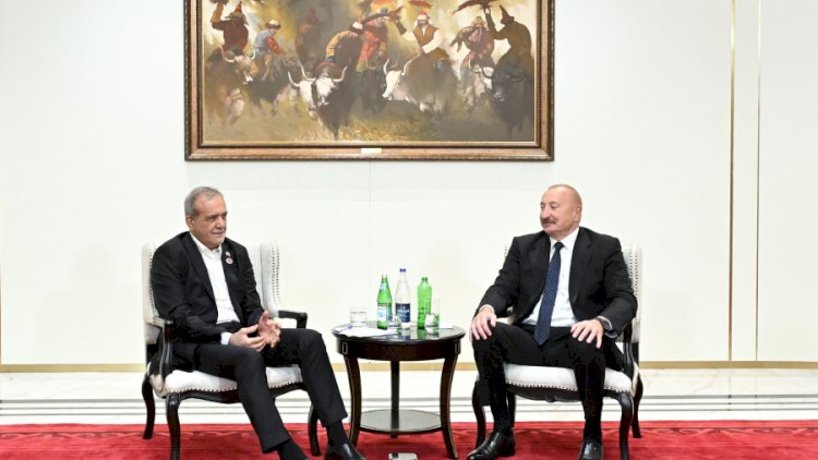    İlham Əliyev İran Prezidenti ilə görüşdü   