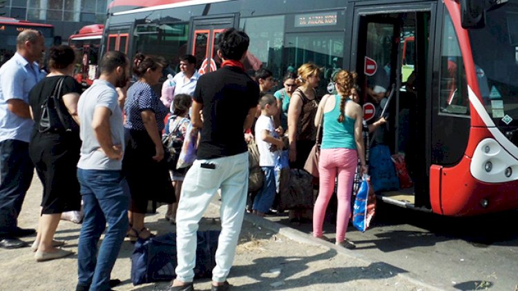    İş yoxsa dərs vaxtlarını dəyişmək? - Nəqliyyat probleminin həlli tapıldı   