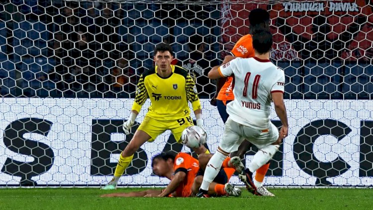    Türkiyə Superliqası: İstanbul derbisində beş qol vuruldu   