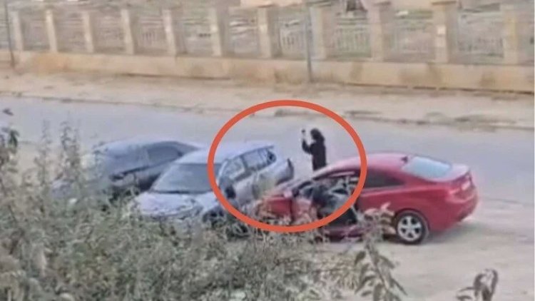    Bakıda qadın avtomobilə hücum etdi   
