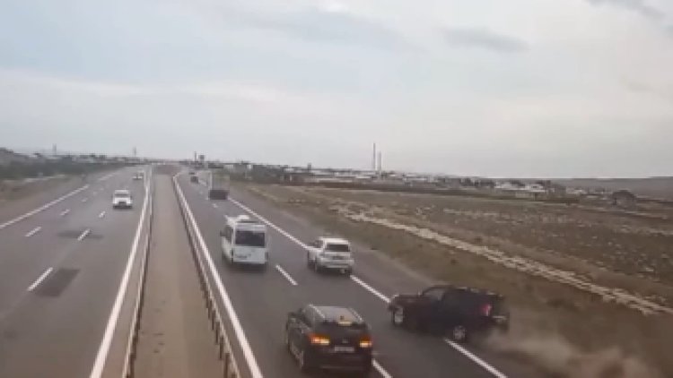    Bakı–Qazax yolunda dəhşətli qəza:   Sürücü ölümdən belə qurtuldu
