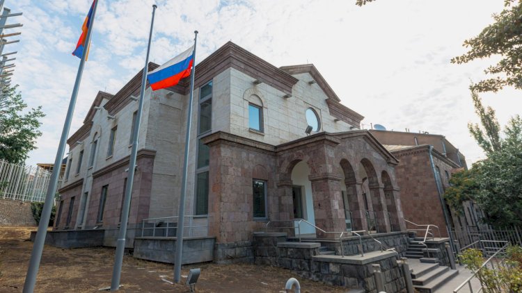    Paşinyan hansı məntiqlə “Rus evləri”nə icazə verib?!   