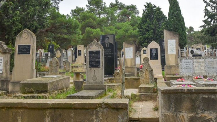    Məzarlığa gedən keçmiş məhkum görün nə etdi? -   Polis hərəkətə keçdi