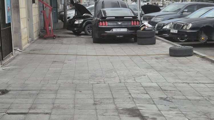    Bu yol Yasamal sakinləri üçün problemə çevrilib - FOTOLAR   