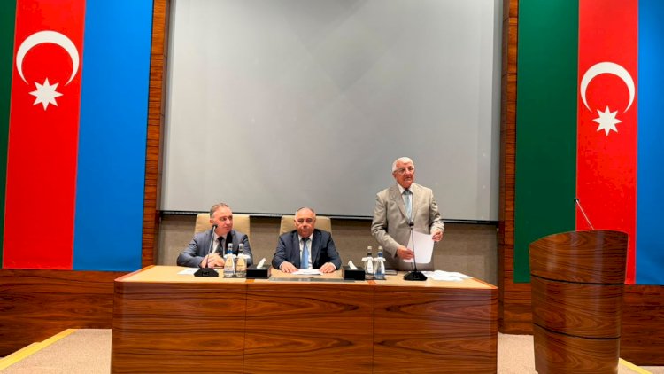    Eldar Mahmudov Həmkarlar İttifaqı Komitəsinə sədr seçildi   