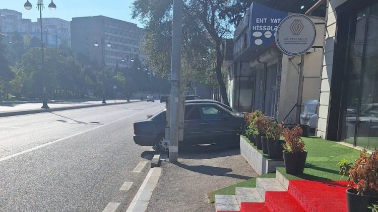    Bakının bu küçəsində piyadalar üçün təhlükə - FOTOLAR   