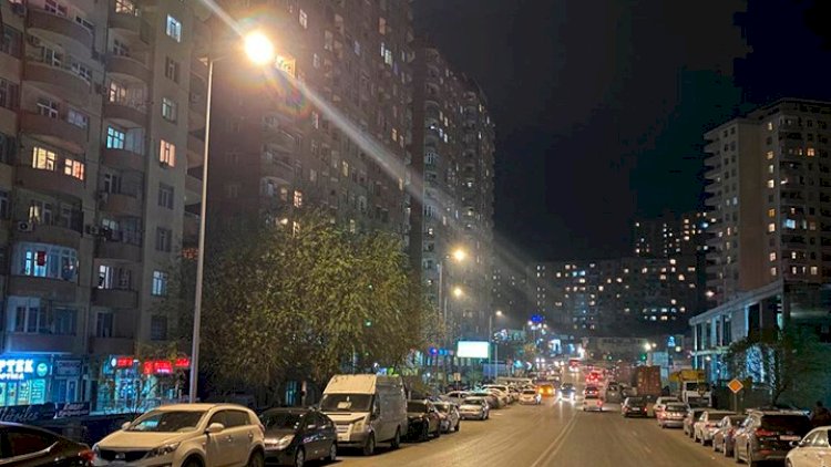    Yasamalda gecə saatlarında görün nə baş verib? -   3 uşaq birləşərək...