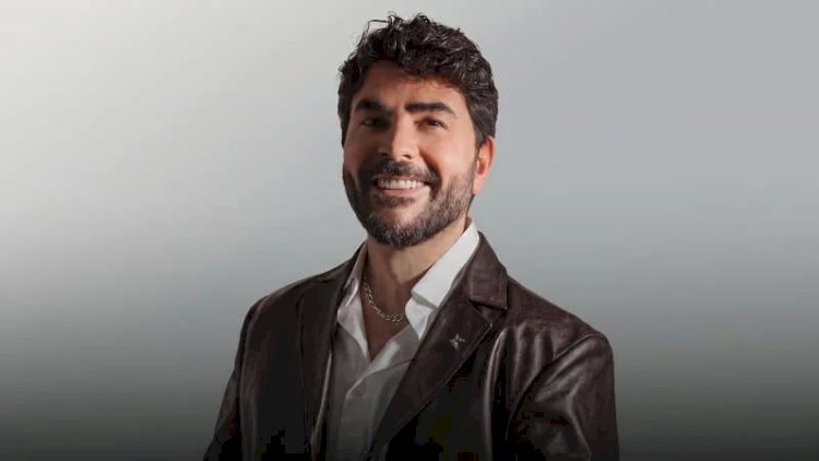    Müğənni: Dostum sual verdi ki, kişilik nədir?   
