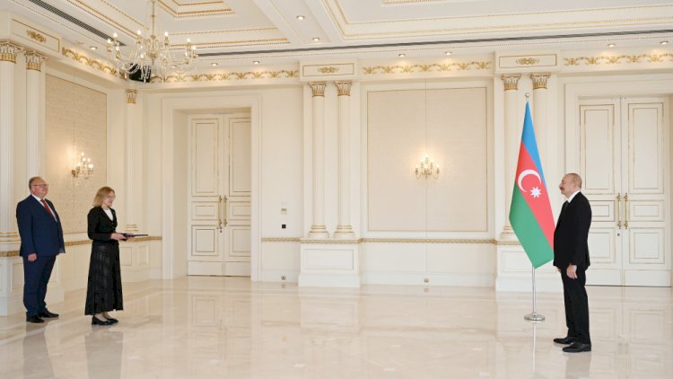    İlham Əliyev Estoniyanın yeni səfirini qəbul etdi   