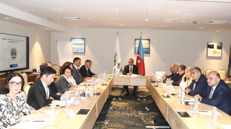    1 vəkil kollegiyadan xaric edildi, digər 2 nəfərə töhmət   