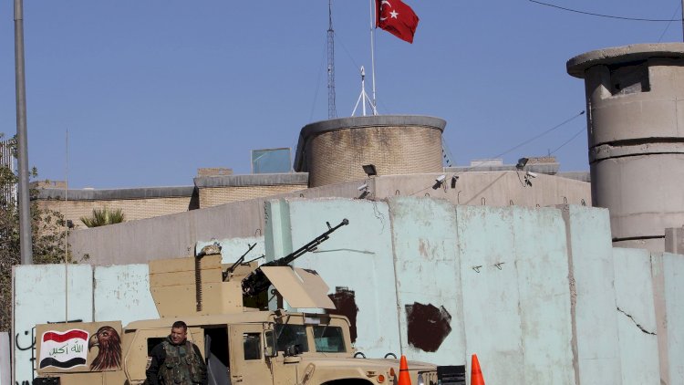    Türkiyə İraqdakı hərbi bazasını tərk edir   