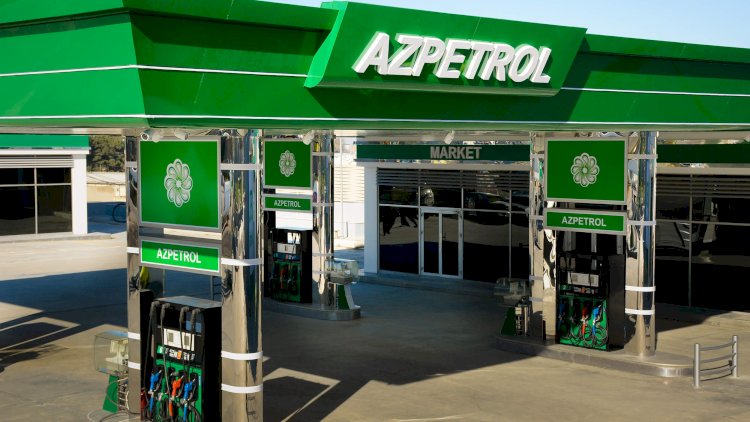    “Azpertrol” əməkdaşı maşına dizel yerinə benzin vurdu – ŞİKAYƏT   