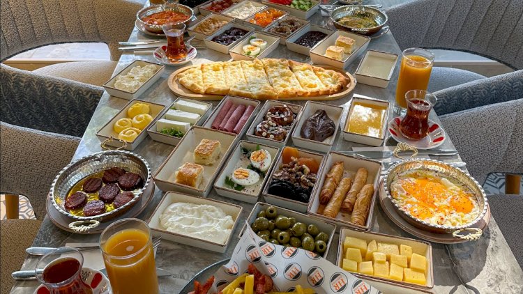    Bakıda səhər yeməyinin   ƏSL QİYMƏTİ