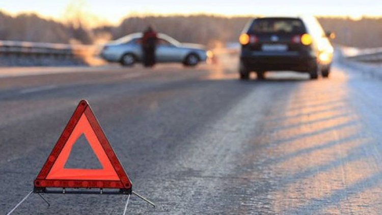    Motosikletlə skuter toqquşdu - Xəsarət alanlar var   