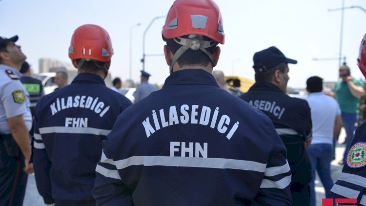    Bu binada hamı qorxu içində qaldı:   FHN hərəkətə keçdi