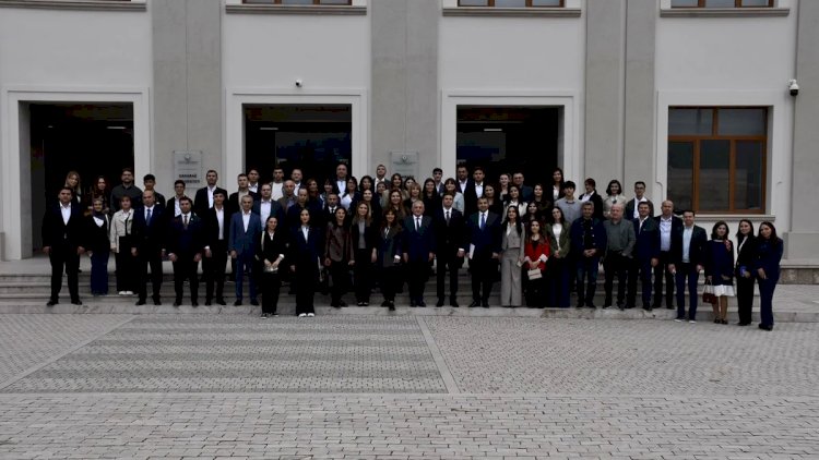    Əlaqələndirmə Qərargahının İşçi Qrupunun üzvləri Qarabağ Universitetində tələbələrlə görüş keçirib   
