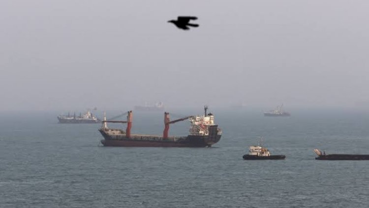    Hörmüz boğazında daha bir tanker vurulub   