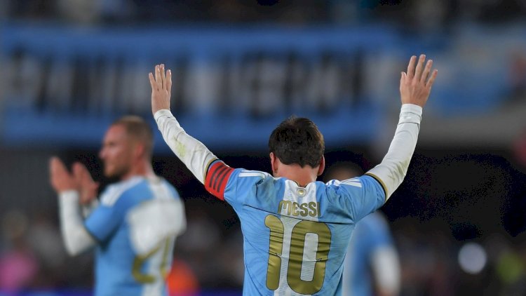    Minlərlə argentinalı Messiyə görə küçələrə axışdı -   VİDEO