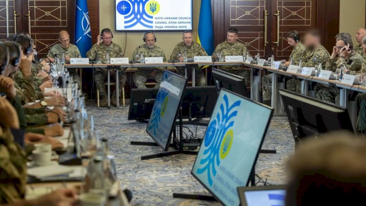    NATO rəhbərləri Kiyevdə toplaşdı   