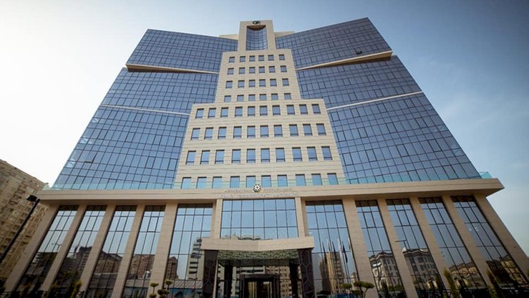    Pullar gecikir: Nazirlikdən şirkətlərə   SƏRT XƏBƏRDARLIQ