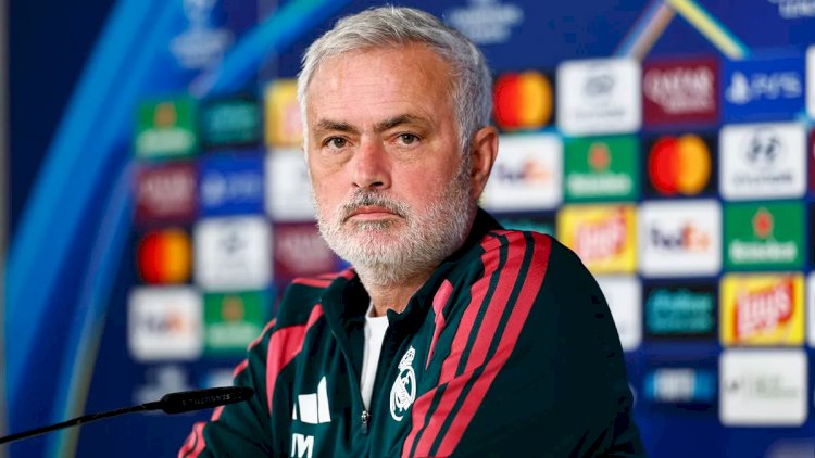    Mourinyo: “Barselona”dan geri qalırıq”   