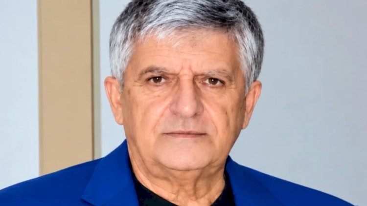   Akif Əyyubov vəfat etdi   