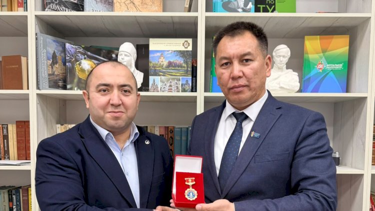    Aqil Ələsgər Bişkekdə medalla təltif olundu   