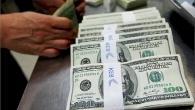    Azərbaycanın xarici borcu 300 milyon dollardan çox azalıb   