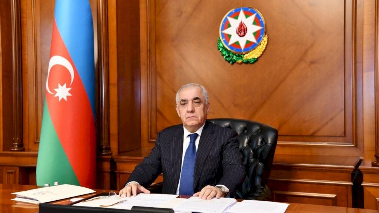    Əli Əsədov Tbilisiyə gedir   