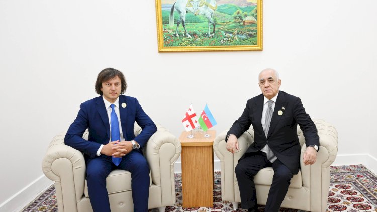    Baş nazirlər Siqnaxidə görüşdülər   