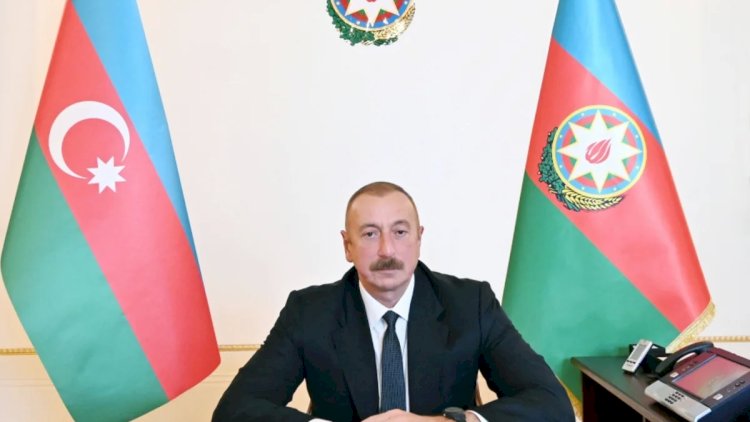    Prezident İlham Əliyevin rəsmi sosial şəbəkə hesabları:   Oxucuların nəzərinə!