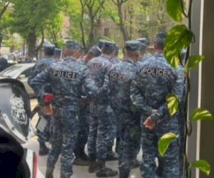    Ermənistanda repressiyalar ara vermir: 4 müxalifətçi saxlanıldı   