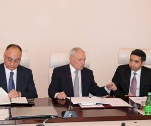    Səhiyyə Nazirliyində koronavirus təhlükəsi müzakirə edildi   