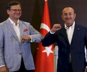    Çavuşoğlu ukraynalı həmkarı ilə telefonla danışdı   
