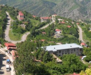    “Laçın yolu hər an kəsilə bilər, Azərbaycan aktiv şəkildə...” - “Hraparak”   
