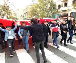    Rejissordan Mir Şahinə cavab:   “Film üçün zaman lazımdır“