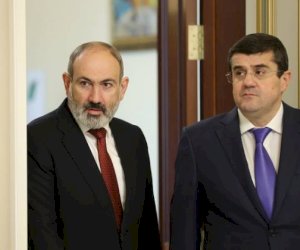    “Paşinyan bir addım irəli, iki addım geri atır“   - Separatçılara yardımın pərdəarxası