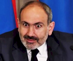    Kreml Paşinyanı çevrilişlə hədələyir   