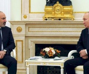    Putin Paşinyanla 6 saziş imzaladı - Siyahı   