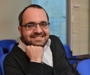    “Meyxanaçıları təbliğ edən adamın ədəbiyyatdan danışmağa haqqı yoxdur” - Yazıçı   