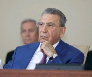    Ramiz Mehdiyev villasını satır - Fotolar   
