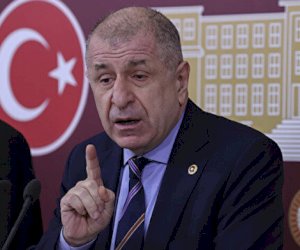    
Deputat naziri duelə çağırdı   