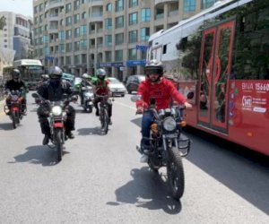   Bakıda kuryerlərin etiraz motoyürüşü olub   
