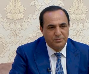    Manaf Ağayevin sevgi etirafı:   “Pulun varsa...“