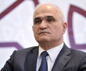    Şahin Mustafayev İrana gedir   