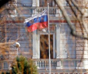    Kanada rus diplomatlarını ölkədən çıxarmayacaq   