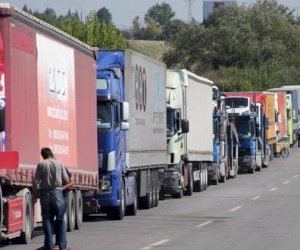    Ukraynanın yük maşınları cərimə olunub? - DGK-dan açıqlama   